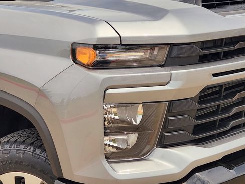 New 2026 Chevrolet Silverado 2500 Custom w/ Custom Value Package AWD/4WD image 9
