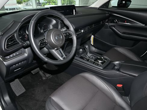 Used 2026 MAZDA CX-30 AWD 2.5 S w/ Premium Package image 6