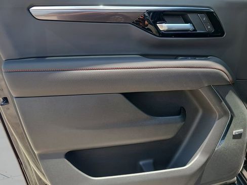 New 2026 Chevrolet Suburban RST w/ Comfort Package RWD image 15