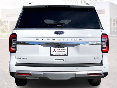 Used 2024 Ford Expedition Max Limited image 19