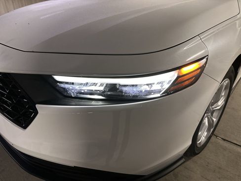 Used 2024 Honda Accord LX image 29
