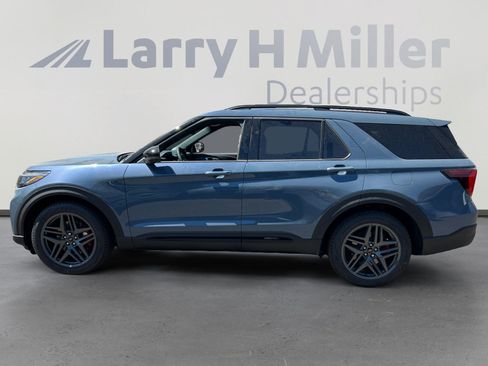 New 2026 Ford Explorer ST w/ Sun And Sound Package AWD/4WD image 2