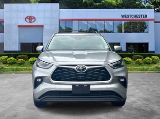 Used 2023 Toyota Highlander LE AWD/4WD video 2