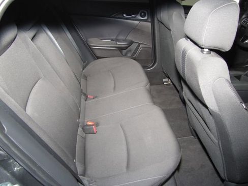 Used 2019 Honda Civic EX image 19