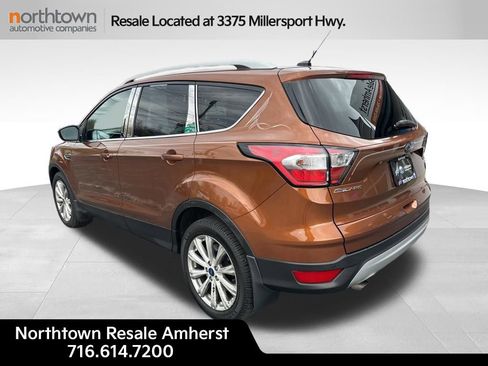 Used 2017 Ford Escape Titanium AWD/4WD image 3