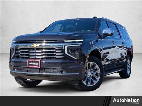 New 2026 Chevrolet Suburban Premier image 1