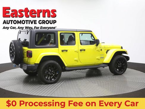 Used 2023 Jeep Wrangler Unlimited Sahara AWD/4WD image 42