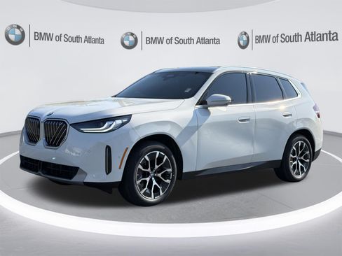 Certified 2025 BMW X3 xDrive30i w/ Premium Package AWD/4WD image 19