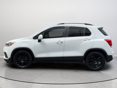 Certified 2022 Chevrolet Trax LT w/ Sport Edition FWD image 10