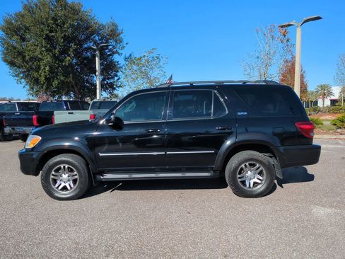 Used 2007 Toyota Sequoia SR5 image 3