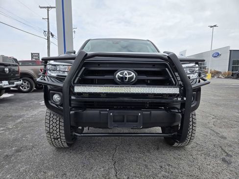 Used 2023 Toyota Tacoma SR image 41