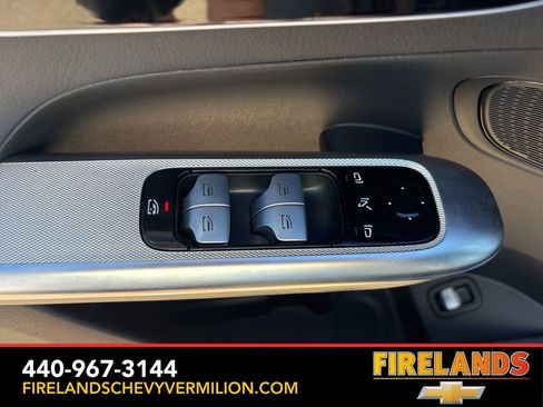 Used 2023 Mercedes-Benz GLC 300 4MATIC image 14