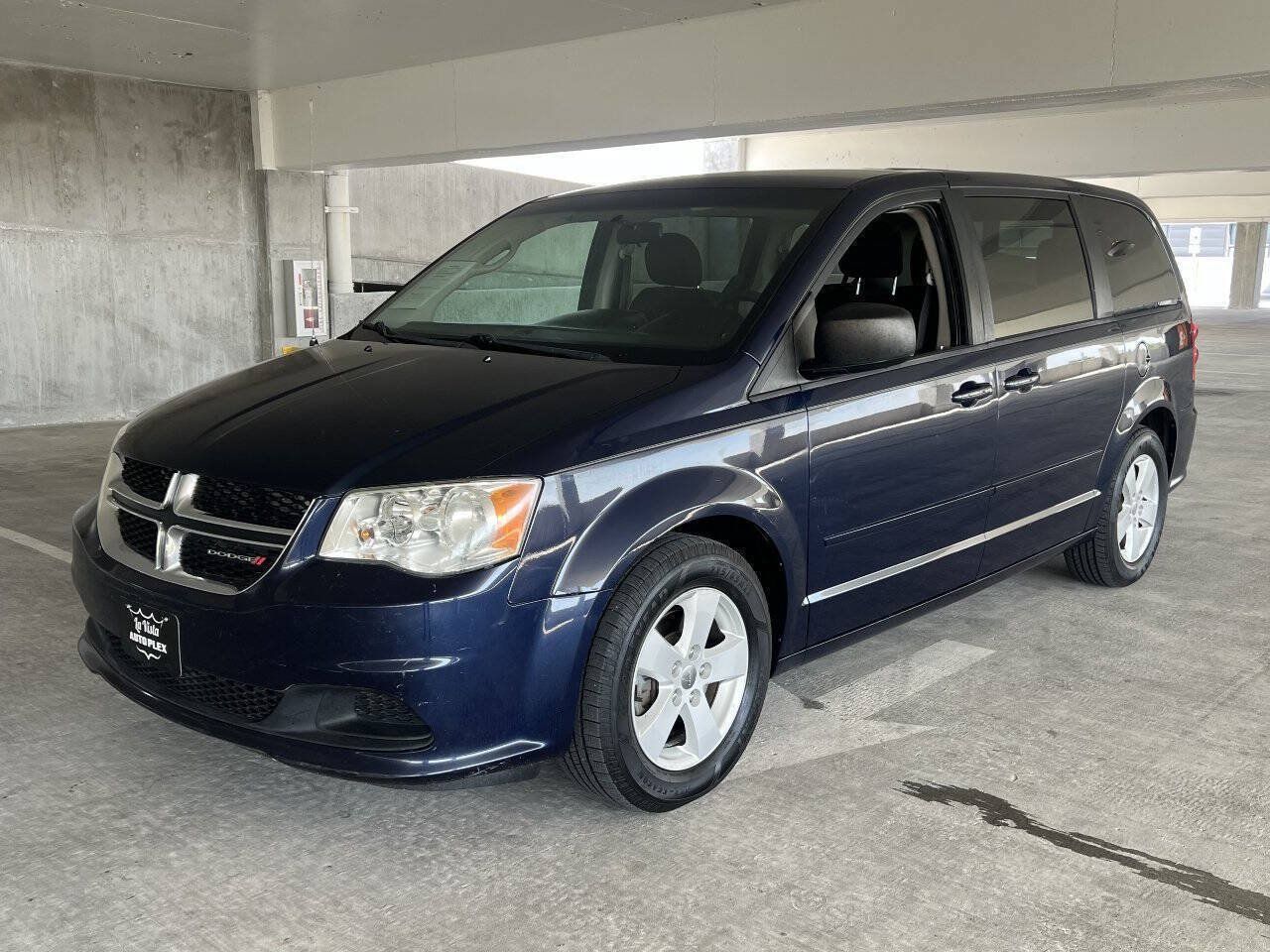Used 2013 Dodge Grand Caravan SE FWD image 9