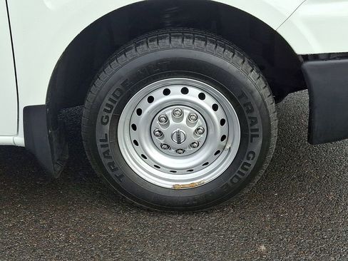 Used 2019 Nissan NV 1500 S w/ Back Door Glass Package image 8