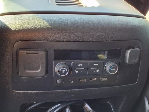 Used 2020 GMC Yukon Denali w/ Open Road Package image 12