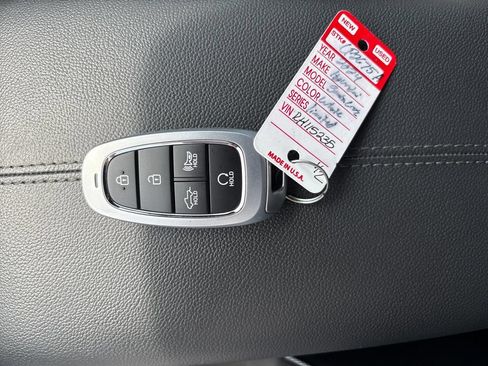 Used 2024 Hyundai Santa Cruz Limited AWD/4WD image 37
