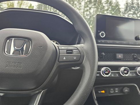 Certified 2023 Honda CR-V EX image 33