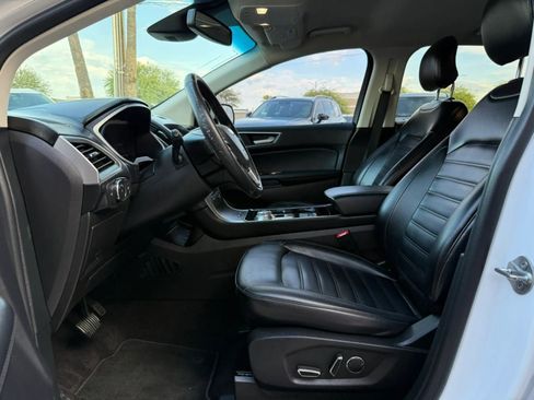 Used 2019 Ford Edge SEL w/ Equipment Group 201A FWD image 40