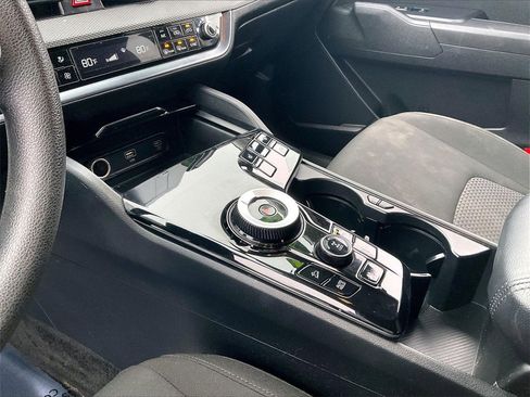 Certified 2023 Kia Sportage LX image 19