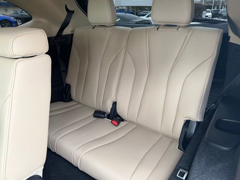 Used 2026 Acura MDX SH-AWD image 19