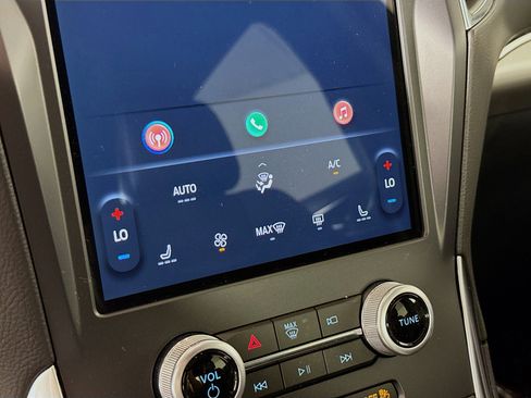 Used 2023 Ford Edge ST image 17