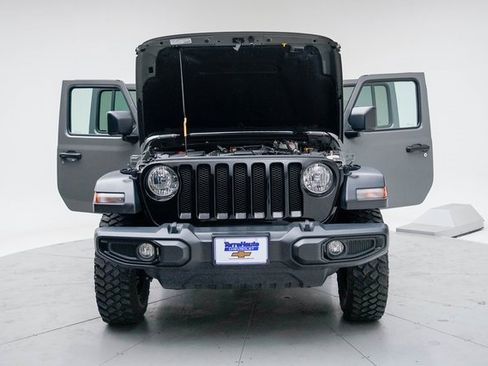 Used 2023 Jeep Wrangler Willys image 17