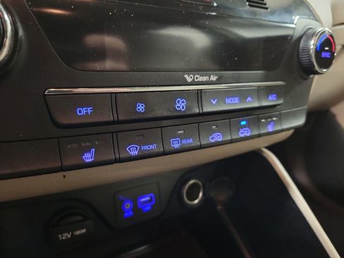 Used 2016 Hyundai Tucson Limited image 17