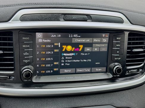 Used 2020 Kia Sorento SX FWD image 11