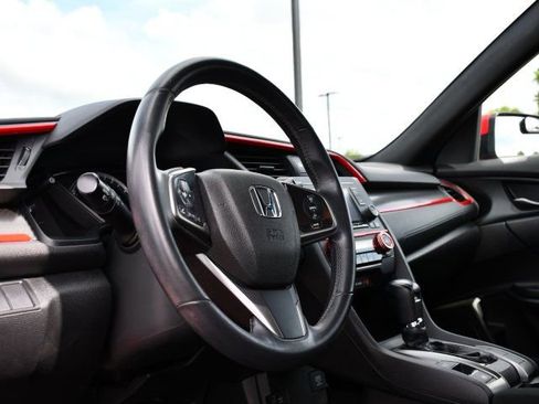 Used 2018 Honda Civic Sport image 18