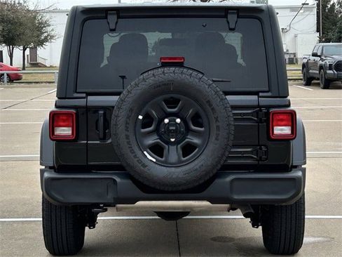 Used 2026 Jeep Wrangler Sport image 4