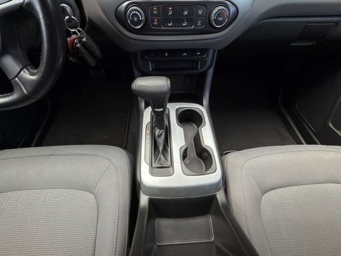 Used 2020 Chevrolet Colorado LT w/ LT Convenience Package RWD image 22