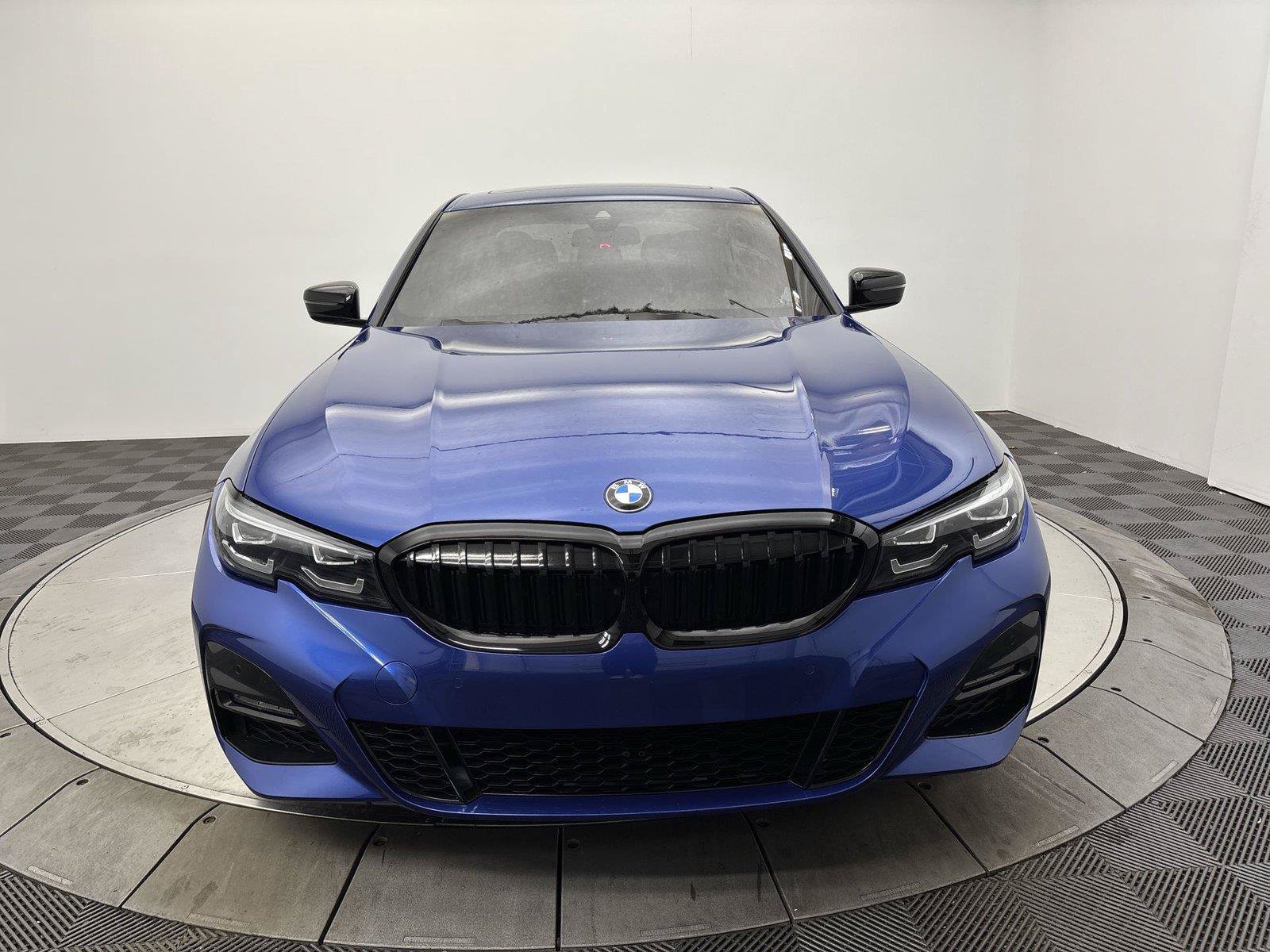 Used 2022 BMW 330i xDrive Sedan w/ M Sport Package AWD/4WD image 14