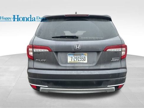 Used 2019 Honda Pilot Touring image 9