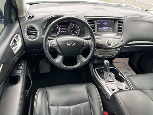 Used 2019 INFINITI QX60 Luxe w/ Essential Package FWD image 7