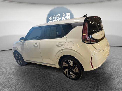 Certified 2023 Kia Soul GT-Line image 6