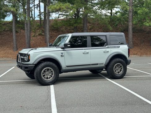Used 2021 Ford Bronco First Edition AWD/4WD image 5