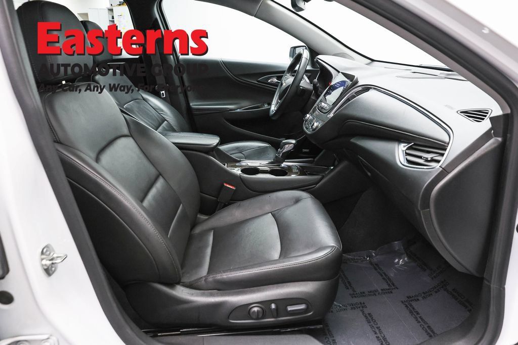Used 2024 Chevrolet Malibu LT FWD image 26
