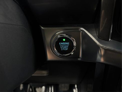 Used 2023 Ford F150 Lariat w/ Equipment Group 502A High AWD/4WD image 37