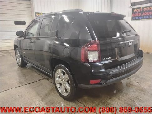 Used 2015 Jeep Compass Latitude AWD/4WD image 6