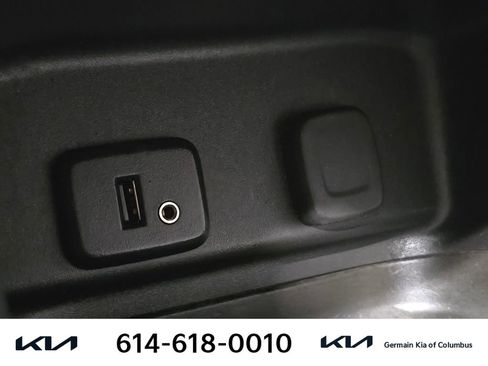 Used 2018 Chevrolet Equinox LS image 33