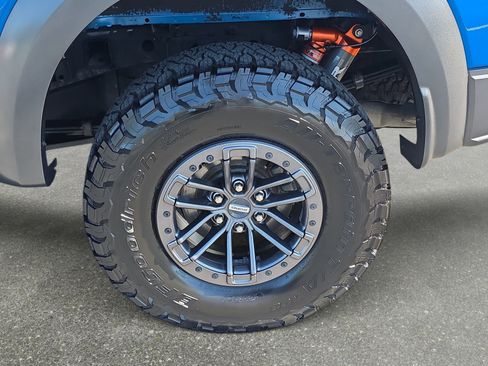 Used 2019 Ford F150 Raptor w/ Equipment Group 801A Mid AWD/4WD image 32