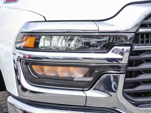 New 2026 RAM 3500 Tradesman AWD/4WD image 4