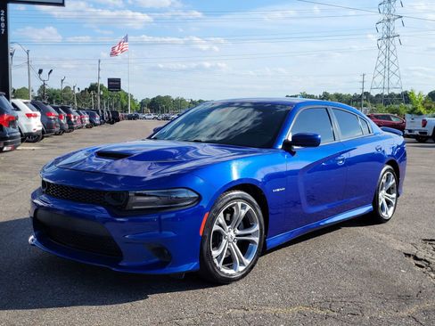 Used 2021 Dodge Charger R/T RWD image 4