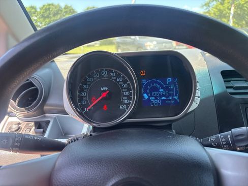 Used 2014 Chevrolet Spark LT FWD image 17