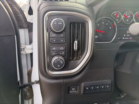 Used 2021 Chevrolet Silverado 3500 LT w/ Convenience Package image 14