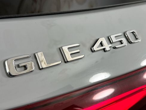 Used 2025 Mercedes-Benz GLE 450 4MATIC image 28