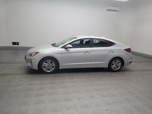 Used 2019 Hyundai Elantra SEL w/ Cargo Package FWD image 2