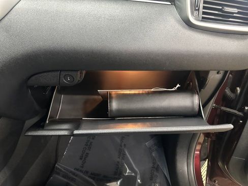 Used 2020 Kia Sorento LX image 28