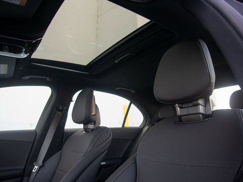 Certified 2025 Mercedes-Benz C 300 4MATIC Sedan image 22