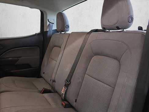 Used 2022 Chevrolet Colorado W/T w/ WT Convenience Package RWD image 18